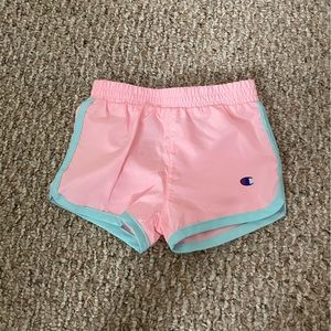 Champion pink baby girls shorts 🩳 6-9 months